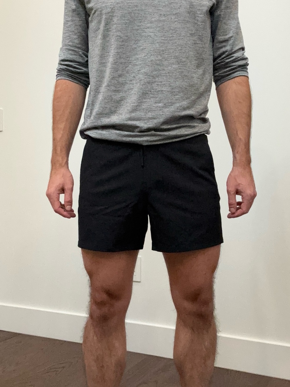 Ten Thousand 5” Foundation Short Men’s Size Small Black Board Short New